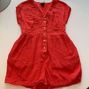 Universal Thread Romper